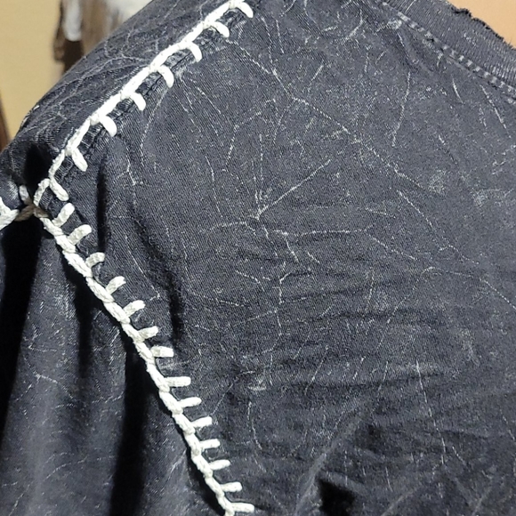 Affliction shirt - Picture 2 of 6